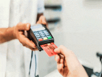 Rút tiền mặt thẻ tín dụng VPBank giá rẻ tại HCM