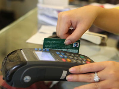 Dịch vụ rút tiền thẻ tín dụng tại Quận 10