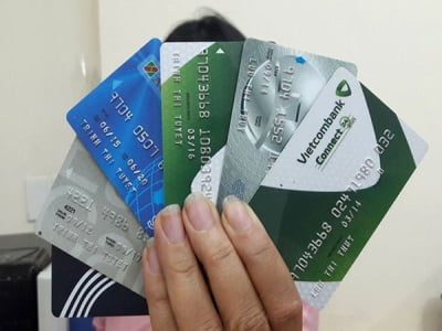 Dịch vụ rút tiền thẻ tín dụng tại nhà có an toàn không?